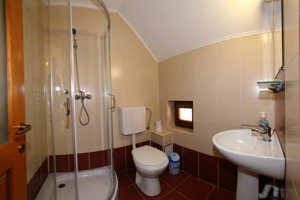 Pensiunea Muntele Alb Horezu Room photo