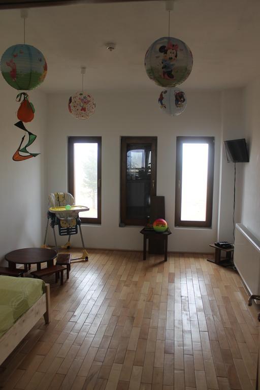 Pensiunea Muntele Alb Horezu Exterior photo